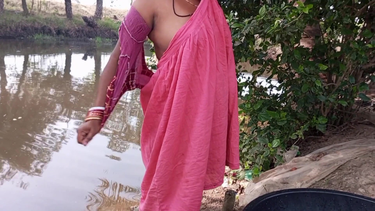 Hot bhabhi devar sexy video India village desi style fucking