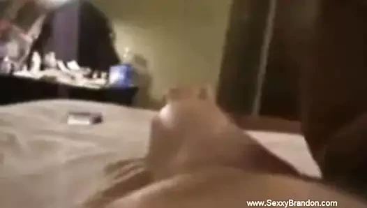 Amatörler evde tekrar sapıkça fetiş oyunları oynuyor