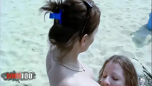 Emy: Emy ve Anastasia plajda amcık yalıyor