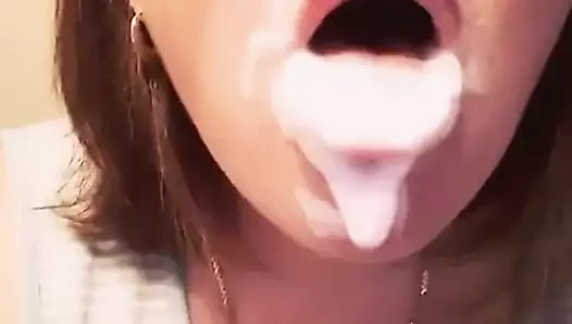 Sıcak özensiz tükürük dil fetiş