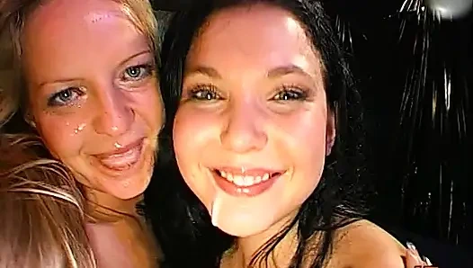 Sarışın Bomba Yarağa Vahşi Bir Şekilde Biniyor Ve Sert Fışkırtıyor