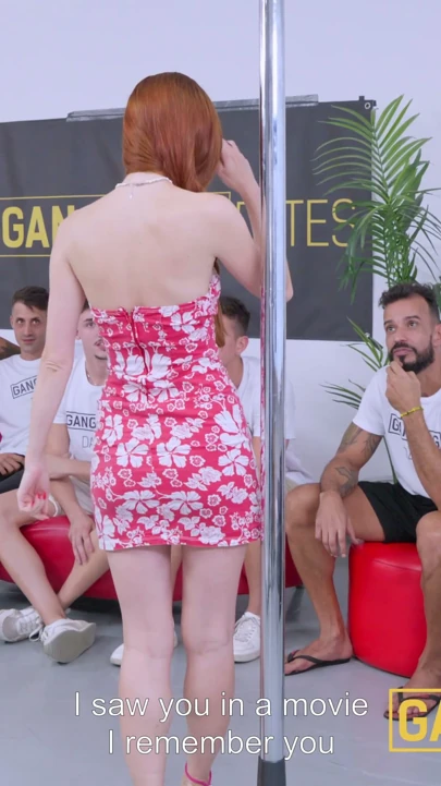 Lina Arian Joy Yedi Erkekle Hava Geçirmez Gangbang Yapıyor | Bölüm 1