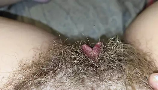 Klitoris dolgun ve yakın orgazm.