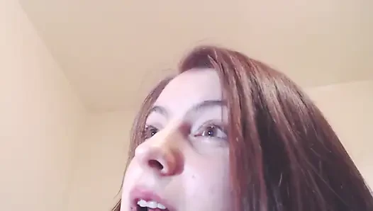 Babam için dans et, seksi vücudumu seviyor