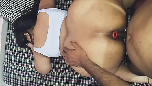 Süper seksi ateşli yenge devarını odada tek başına yakaladı