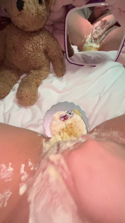 4k-BEST  FOOD PORN EVER- MY KINKY STEP SISTER MASTURBATES WITH CREAMY CAKE- HOMAMADE SAUDI CREAMPIE -AMATEUR ARABIAN… | Clip 1