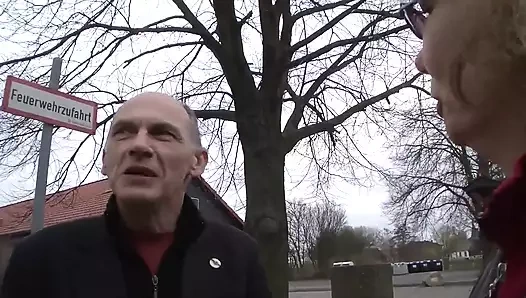 Yaşlı insanlar güzel cinsel ilişki yaşıyor