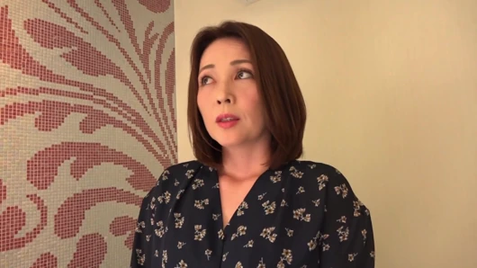 [eski Yetenekli Güzel Göğüs Satıcısı, Anna, 49 Yaşında]