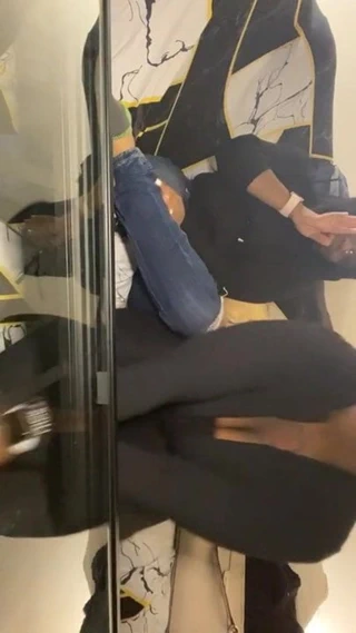 Lezzetli abanoz kardeşler ayaklar