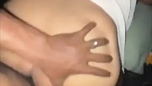 Sert bir şekilde yatmadan önce seks yapmak istiyorum lütfen!!