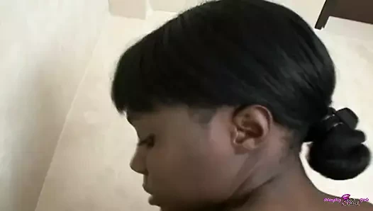 Azgın zenci orta yaşlı seksi kadının arkadan sikilmesinin bakış açısı gerçekten harika