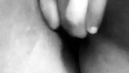 Benim busty bengali sürtük itibaren Londra parmak ona ıslak pudi