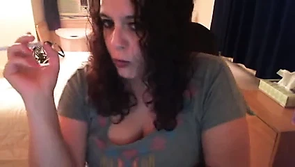 Arkadaşım kumlu kiraz bombası sigara içme videosu