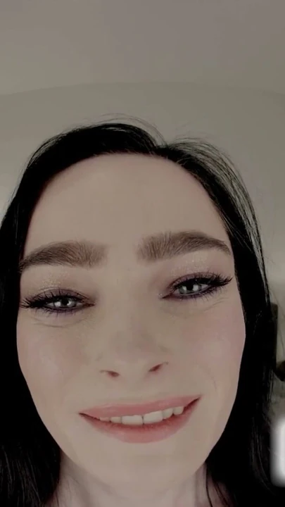 TRANSVR - Grace Iris POV Videoda Seksi Footjob Yapıyor | Bölüm 1