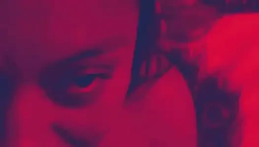 Komşumu kıçından seviyorum