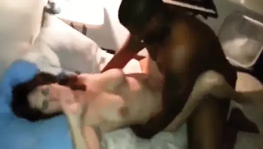 Hotwife ve boğa sert gel(kısa klip)