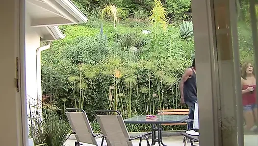 Büyük siyah porno yıldızı Byron Long'un beyaz götlü büyük zenci yarağı