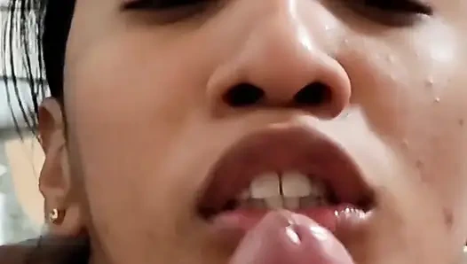 Latin genç kızdan sakso