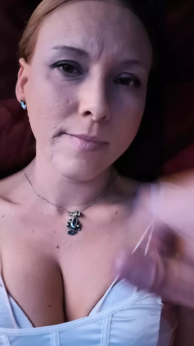 Amatör yüze boşalma ve fışkırtma