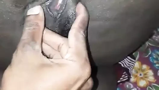 Benim desi Hint köle fahişe gayathri Başlarken becerdin köpek