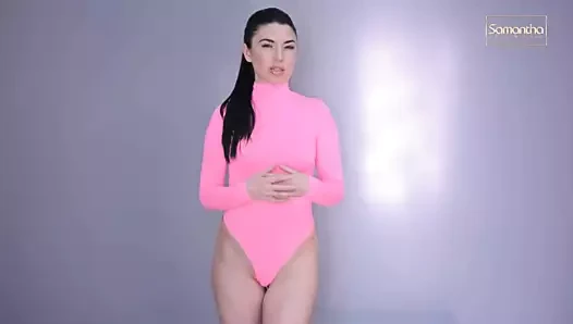 seksi kız pembe elbise