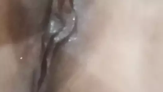 Pakistanlı ateşli kız videoda parmaklıyor