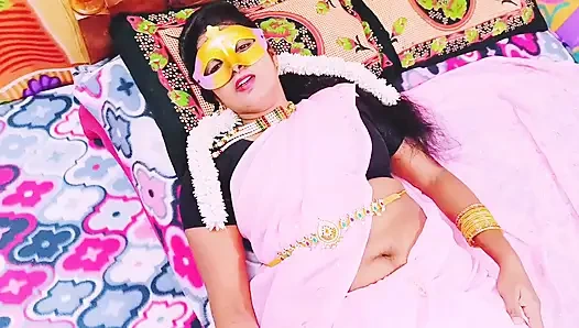 Hintli üvey kız ilk gece sikişiyor üvey babası Telugu edepsizce konuşuyor