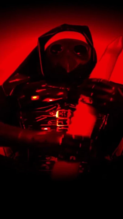 Devasa şeytani bir yarrak taşıyan bir succubus tarafından ziyaret edildi | Bölüm 1