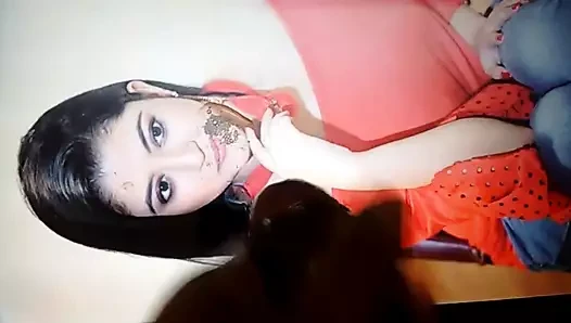Boşalmak haraç üzerinde seksi shriya sharma