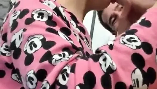 Francesca Palma oda arkadaşımın yarağını emiyor