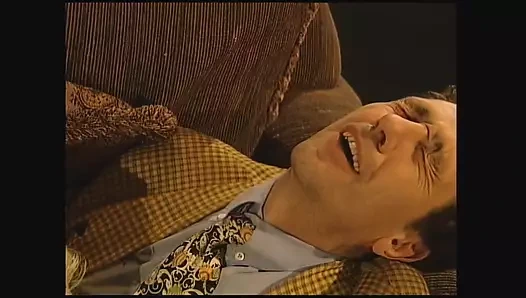 Klasik ateşli kızlar yarak emiyor ile klasik seks derlemesi