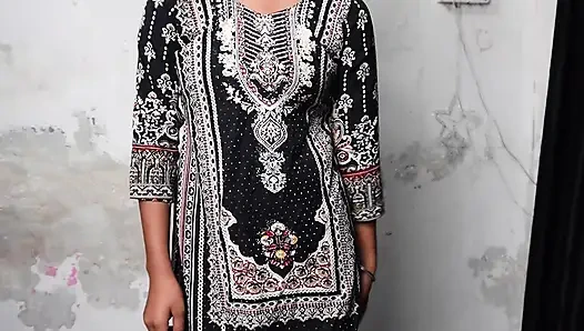 Üvey oğlum gelene kadar amımı yaladı.