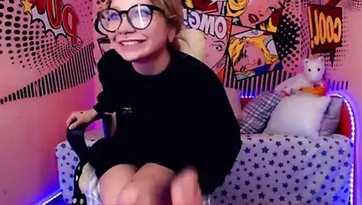 Radiant_Caramell videosu