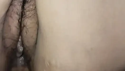 Köyün Hintli kızı ilk kez götünü sikiyor