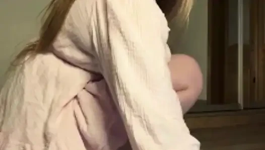 İri güzel kadın jucielussie kırmızı topuklu ayakkabılar içeriği