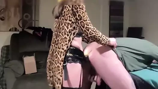 Sissy Boy learns Ass to mouth with Mr Hankey’s Cutler