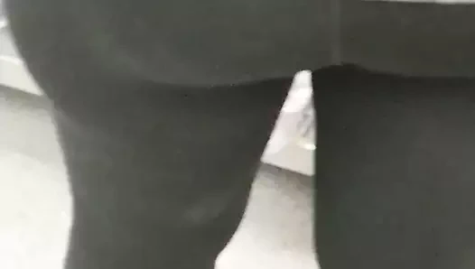 Masanın altında restoranda Müslüman adım anne oral seks - yutmak