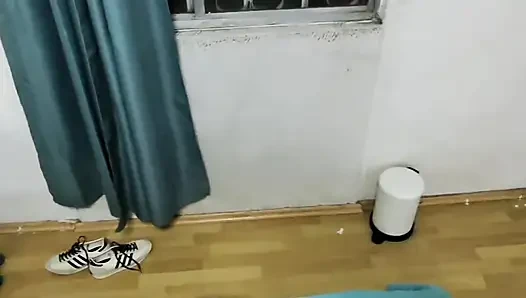 Perde açıkken Riva bana büyük bir sakso çekiyor