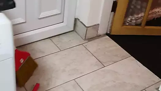 Desi adım anne noel ağacının yanında seks ve oral seks var