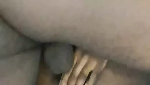 Misyoner tatlı amcığımda sert sikişiyor