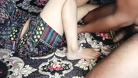 Hintli desi sevimli kız ka jabarjast hintli desi com'a