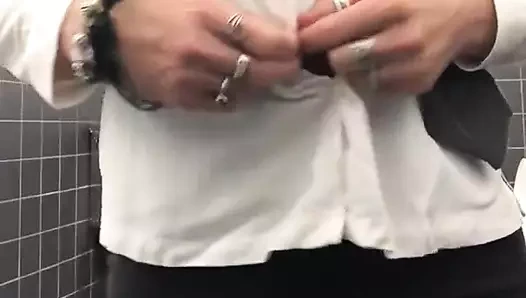 Yeni heyecan tuvalet serisi – erotik