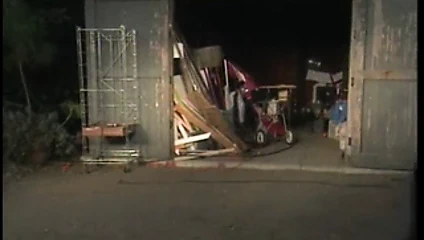 Buff şoförü seksi sarışın ile büyük memeli yere bırakır