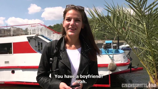 Çek sokakları - şimdiye kadarki en ürperen kız
