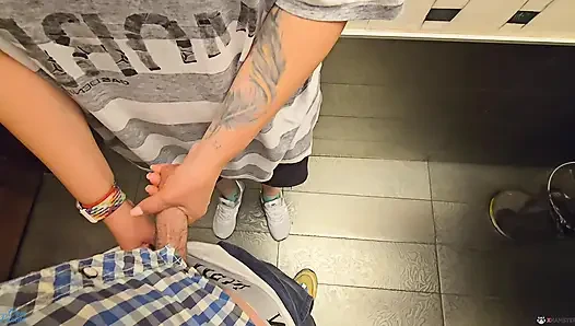 Tuvalet restoranında amına boşalma