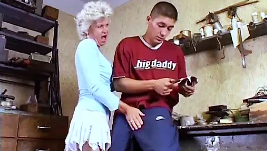 Hairy pussy blonde milf big ass fucking...cum in mouth