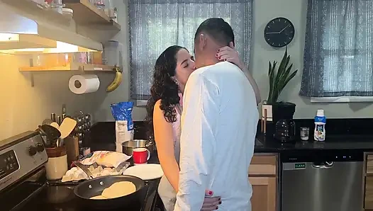 Romantik bir kahvaltı