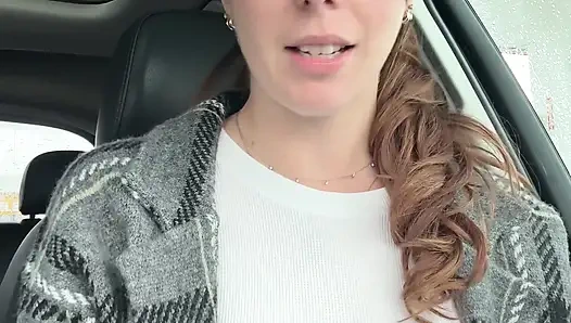 Ben benzinimi pompalarken çok yüksek sesle boşalmamaya çalışıyorum