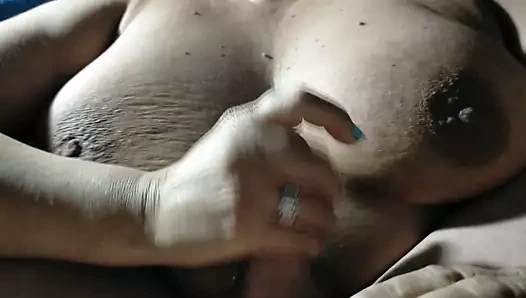 Exasis de masajes en la polla de mi Mohicano.