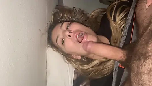 Sarışın ateşli evli kadın oral seks derlemesi 1